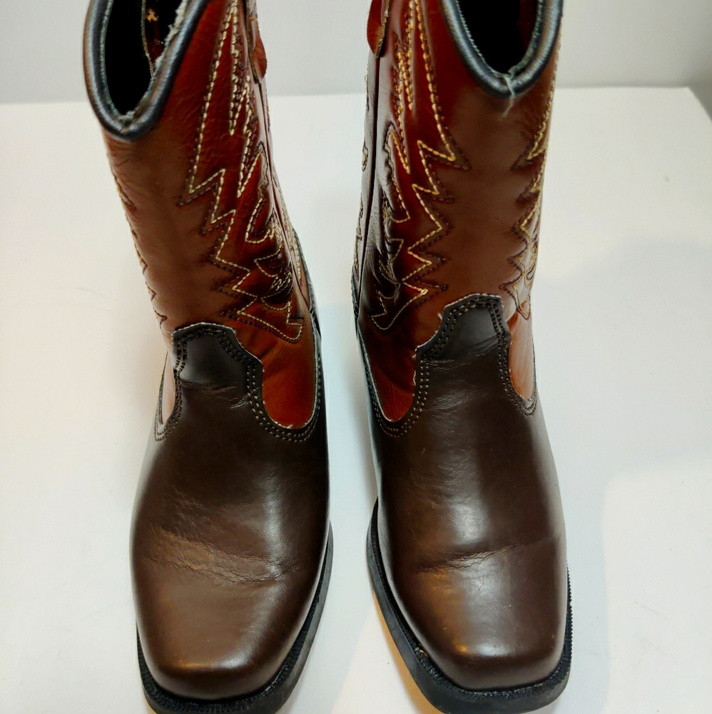 Smart fit skid resistance Cowboy boots